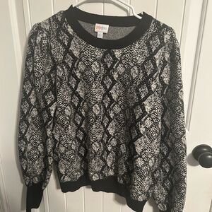 LuLaRoe Black and White Crew Neck Sweater with Geometric Pattern